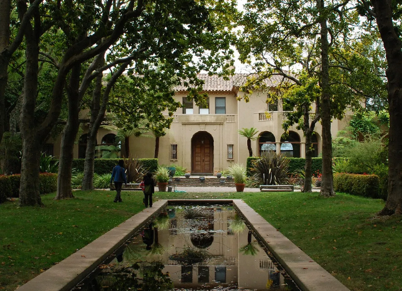 KENSINGTON, California