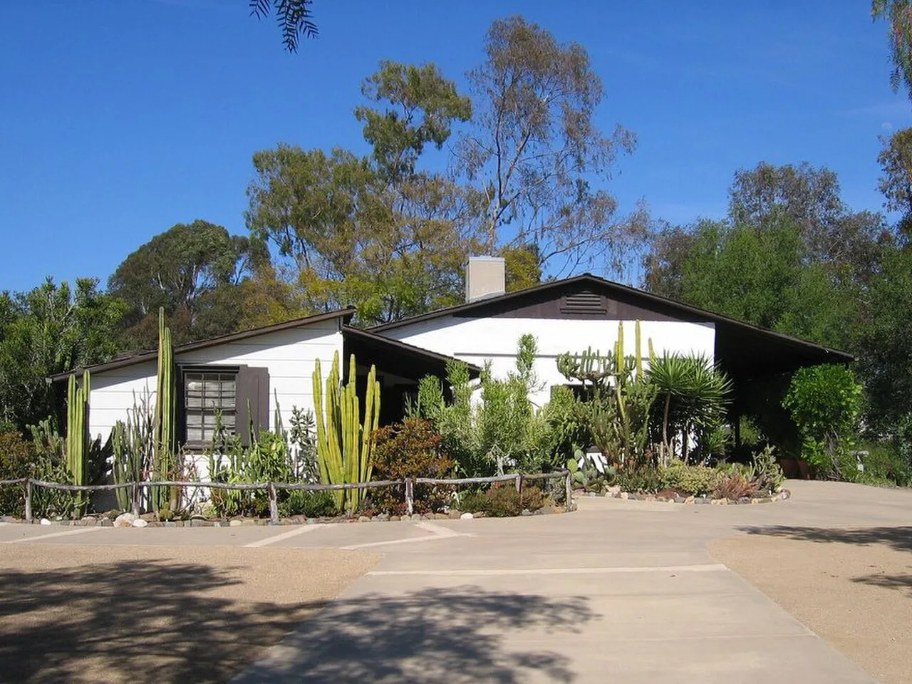 Lake Forest, California