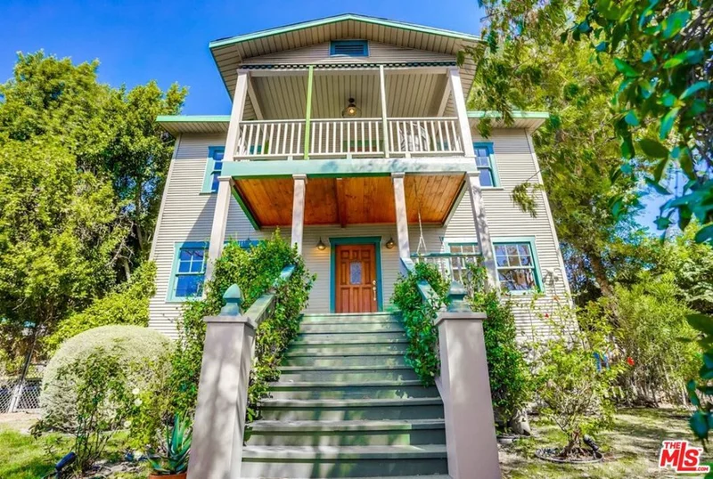 4195 York, Los Angeles, CA 90065