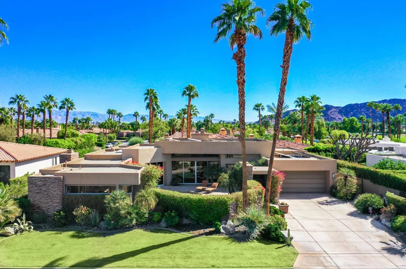 45770 Indian Canyon, Indian Wells, CA 92210