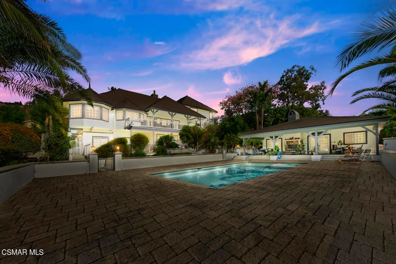 11832 Barranca, Camarillo, CA 93012