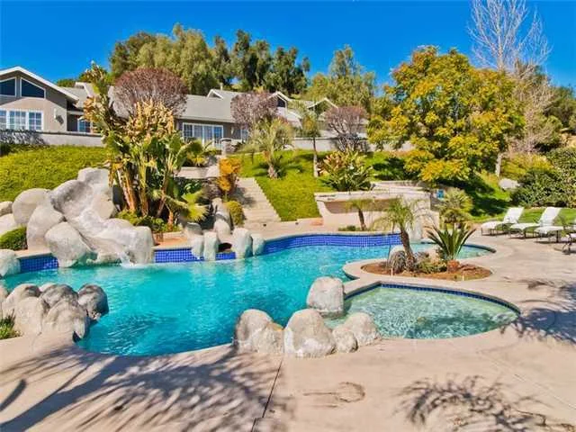 29458 Miller Road, Valley Center, CA 92082