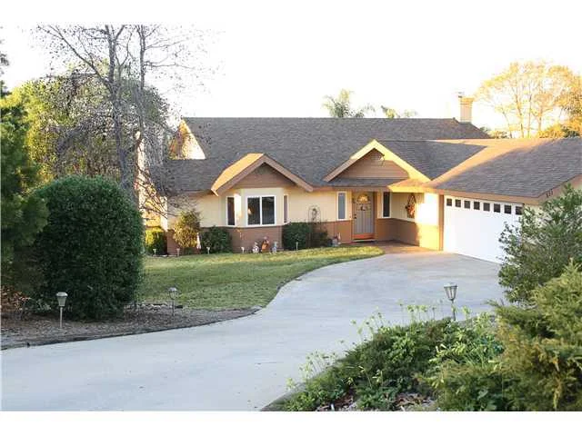 511 Vale View Drive, Vista, CA 92081