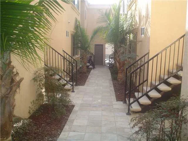 853 Thomas Avenue #4, San Diego, CA 92109