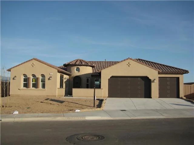272 Tom Mcguinness Jr. Circle, Fallbrook, CA 92028