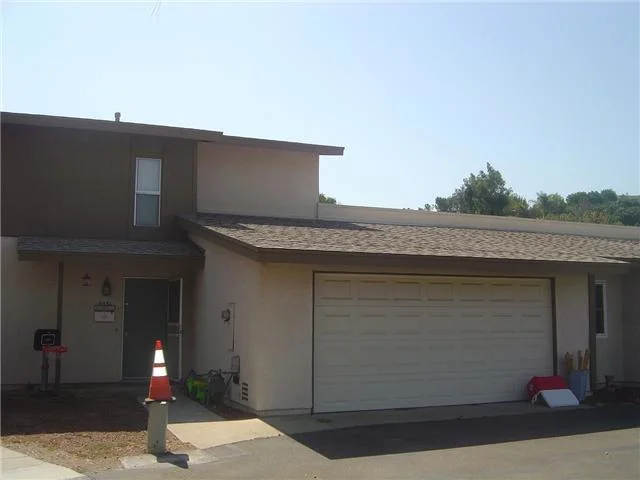 9051 Calle Lucia Way, Lakeside, CA 92040