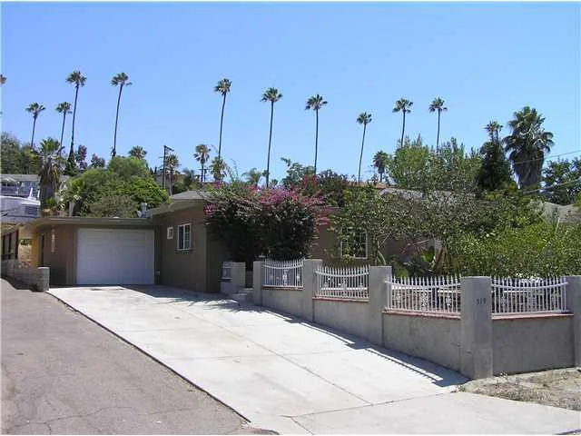 519 Citrus Avenue, Vista, CA 92084