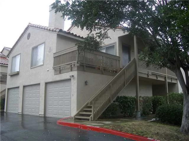 7704 Caminito Leon #202, Carlsbad, CA 92009