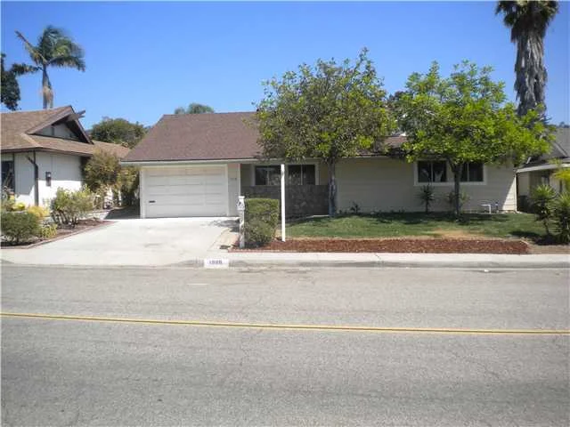 1908 Golden Circle Drive, Escondido, CA 92026