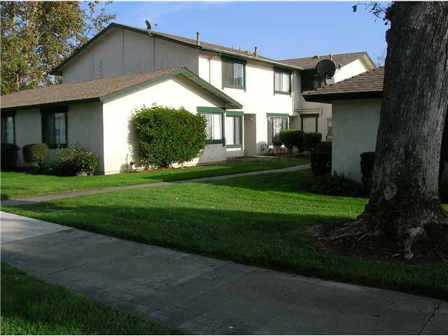 4243 Tiberon Drive, Oceanside, CA 92056