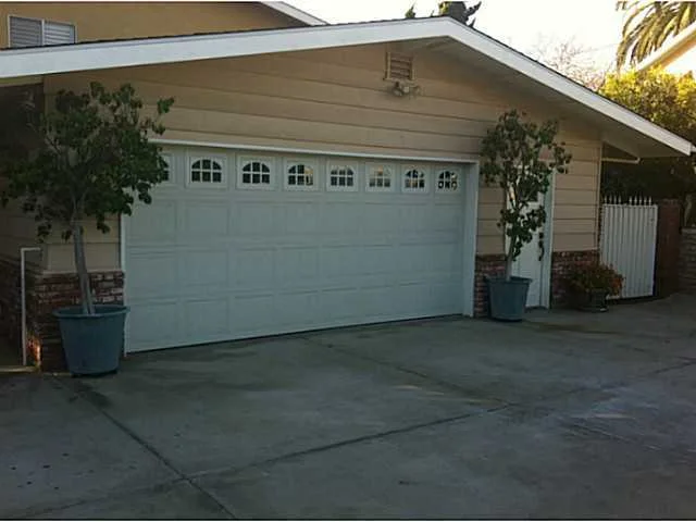 1020 Torole Circle, Vista, CA 92084
