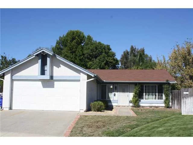 7760 Embry Point, San Diego, CA 92126