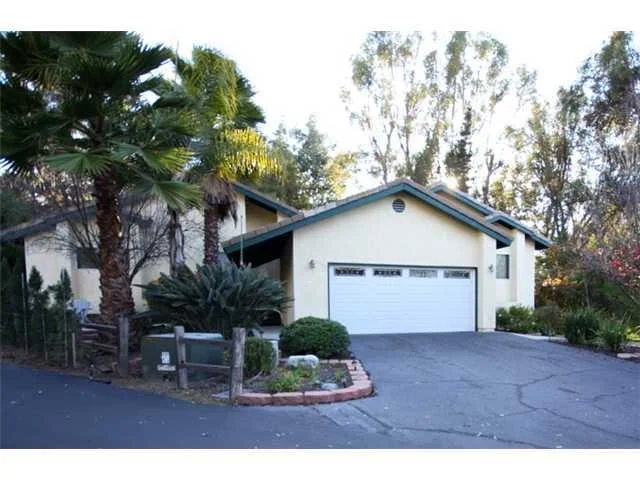 888 Mimosa Avenue, Vista, CA 92081