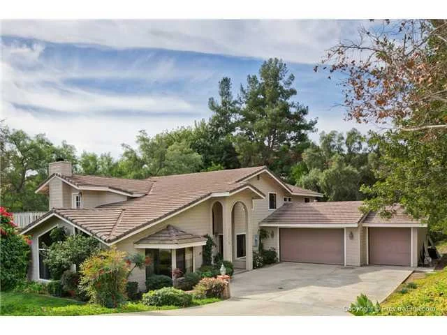11419 Sir Francis Drake Drive, La Mesa, CA 91941
