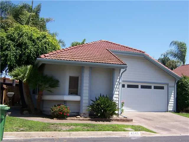 4545 Goldfinch Way, Oceanside, CA 92057