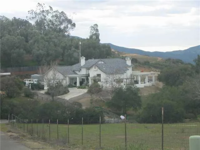 2290 Corine Way, Alpine, CA 91901