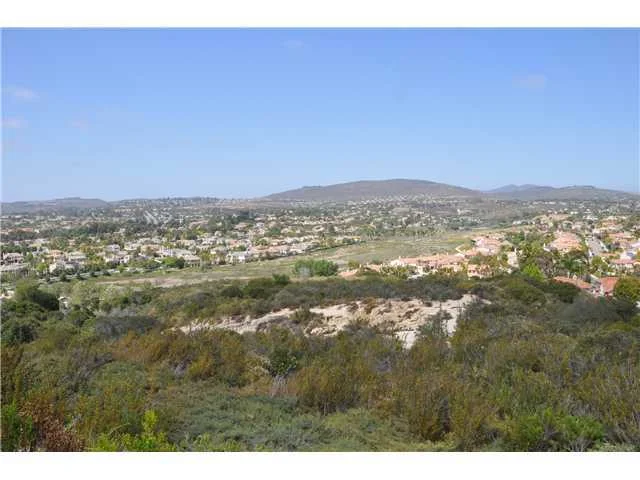 1848 Avenida La Posta, Encinitas, CA 92024