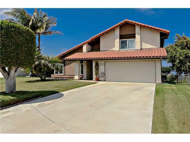 7913 El Astillero Place, Carlsbad, CA 92009