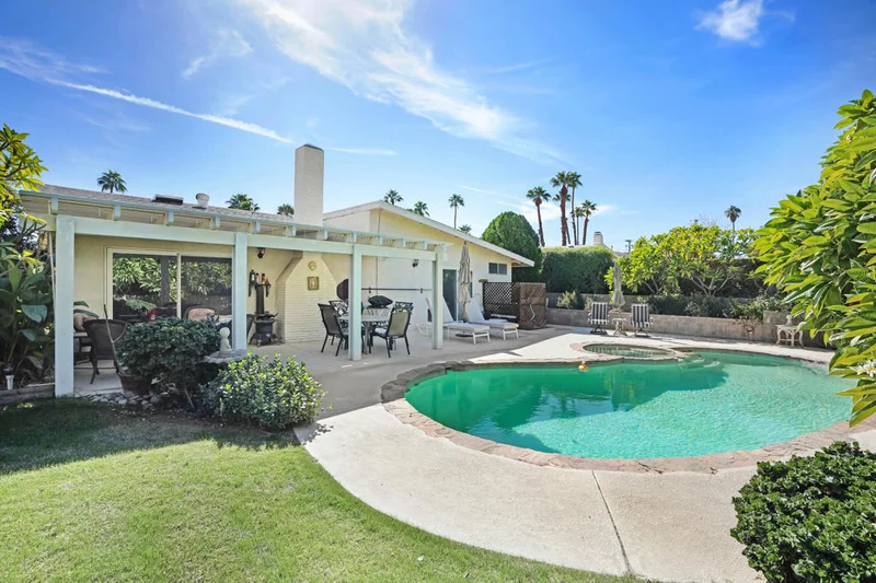 77550 Edinborough, Palm Desert, CA 92211