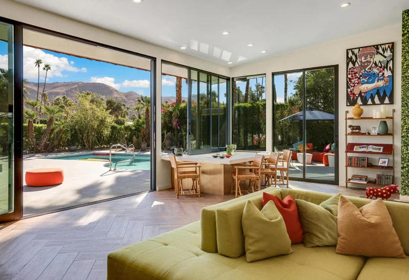 2540 Calle Palo Fierro, Palm Springs, CA 92264