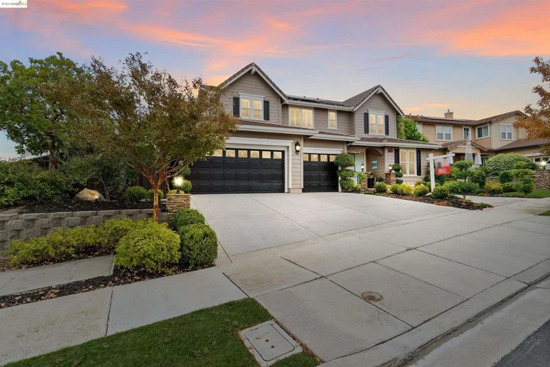 2732 St Andrews Dr, Brentwood, CA 94513