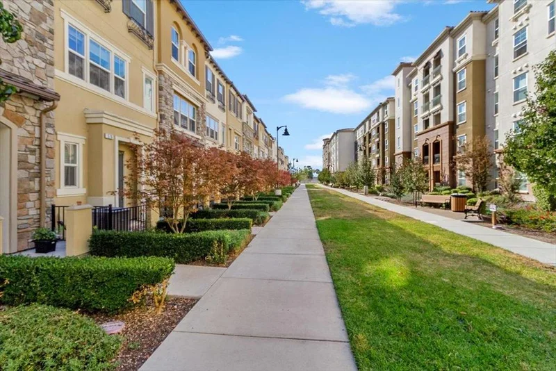 558 Barcelona, Milpitas, CA 95035