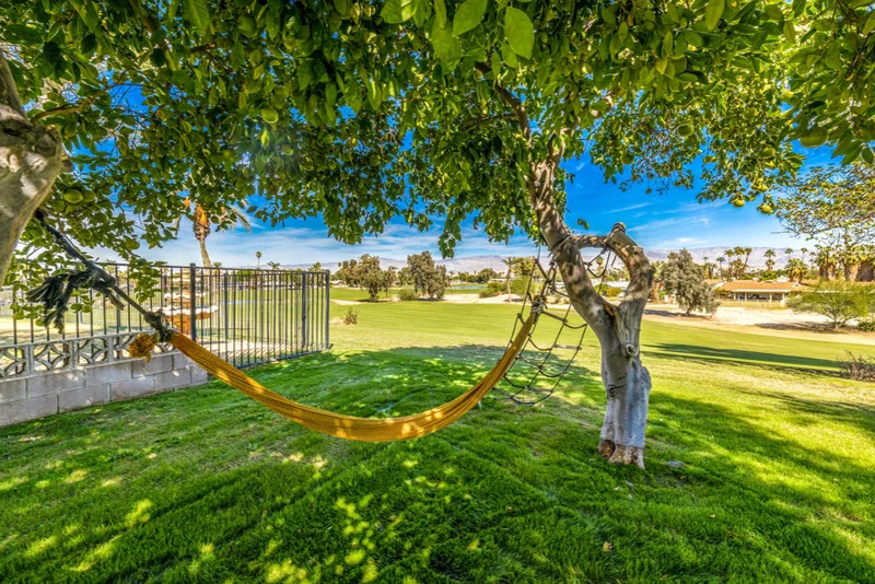 43200 Illinois, Palm Desert, CA 92211