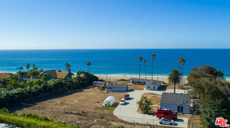 29851 Pacific Coast, Malibu, CA 90265