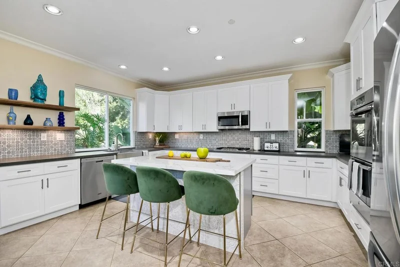629 Sun, Vista, CA 92081