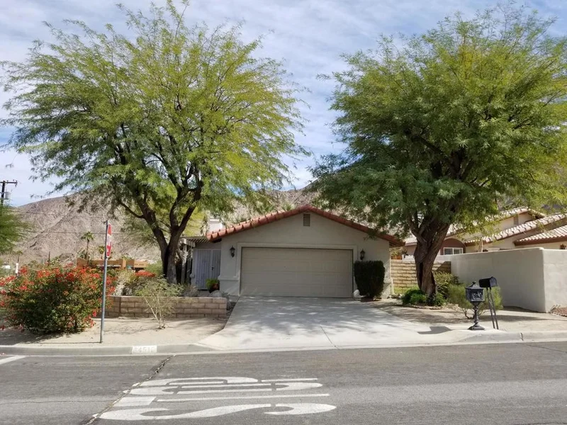 54510 Avenida Herrera, La Quinta, CA 92253