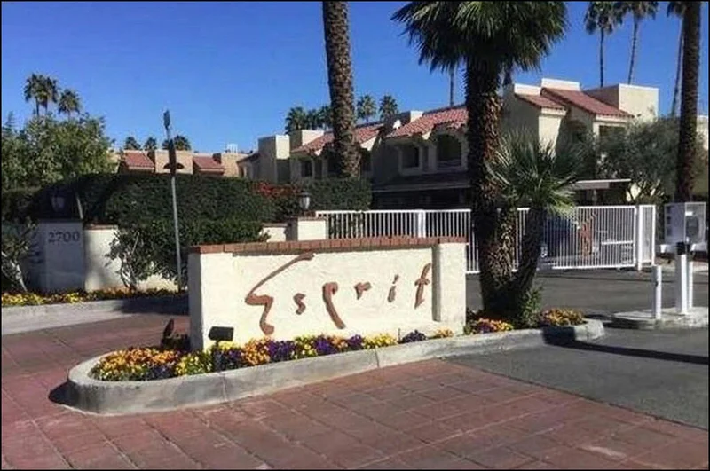 2700 Lawrence Crossley #107, Palm Springs, CA 92264