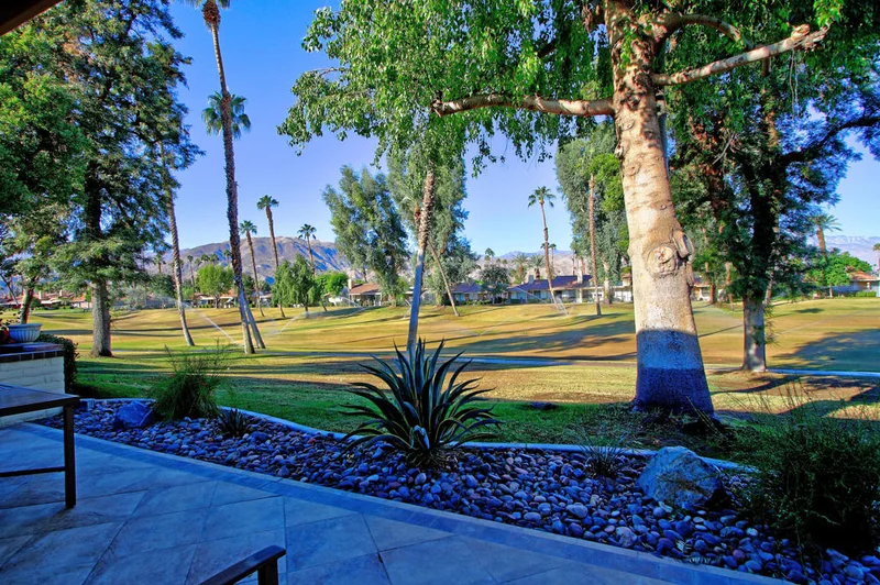 257 Santa Barbara Circle, Palm Desert, CA 92260