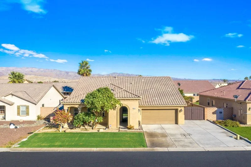 41396 Endicott, Indio, CA 92203