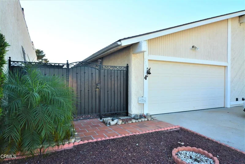 905 Mobil, Camarillo, CA 93010