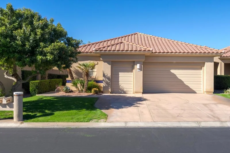 100 Kavenish, Rancho Mirage, CA 92270