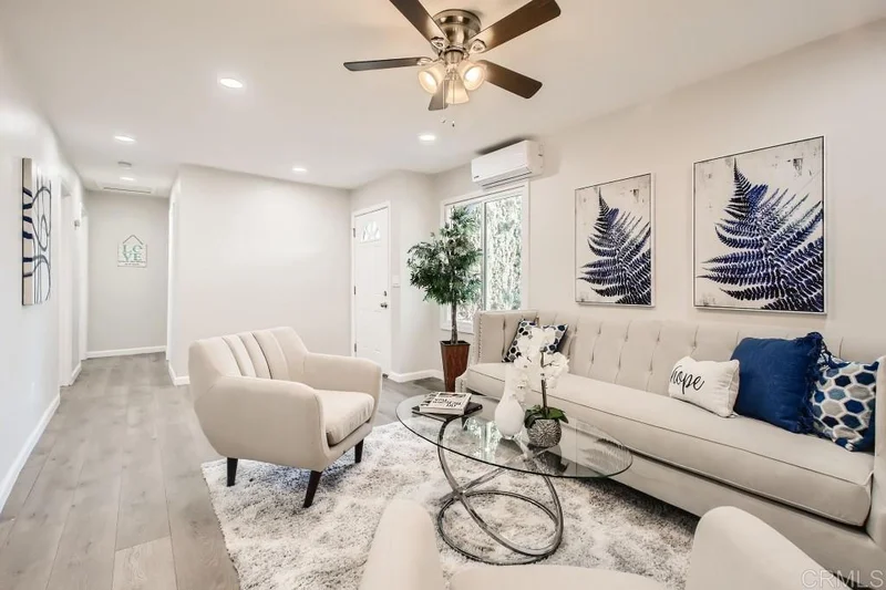 8834 Jaylee Ave, Spring Valley, CA 91977