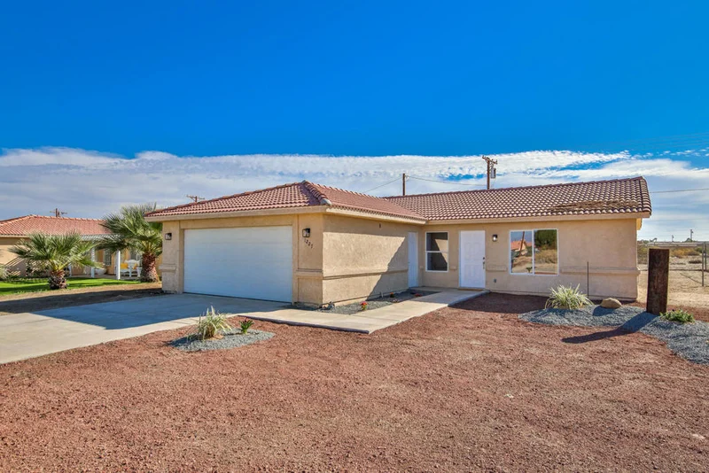 1227 Sargo, Thermal, CA 92274