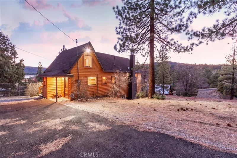 1044 Fawnskin, Fawnskin, CA 92333