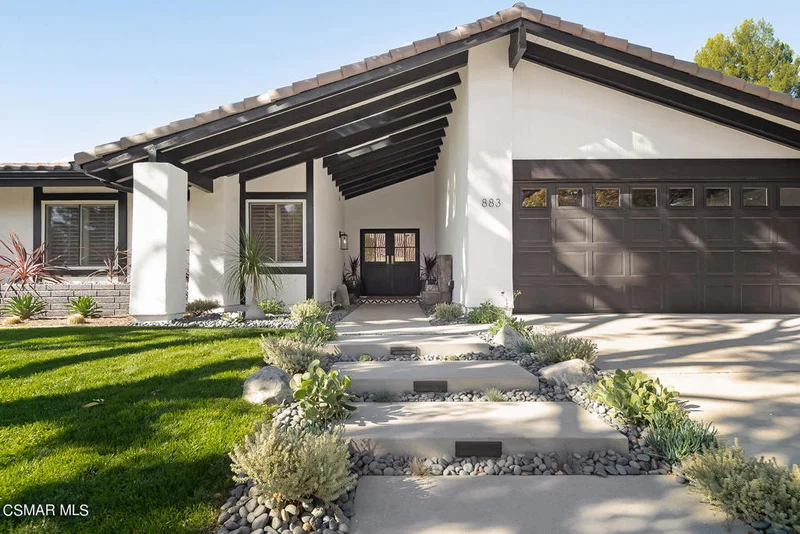 883 Hartglen, Westlake Village, CA 91361