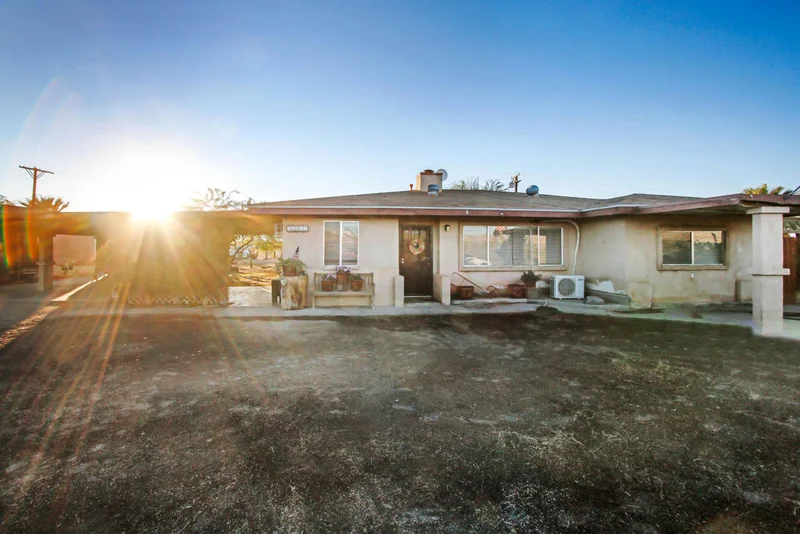 55551 Soto, Thermal, CA 92274