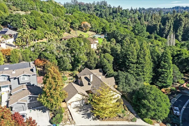 100 Victoria, Aptos, CA 95003