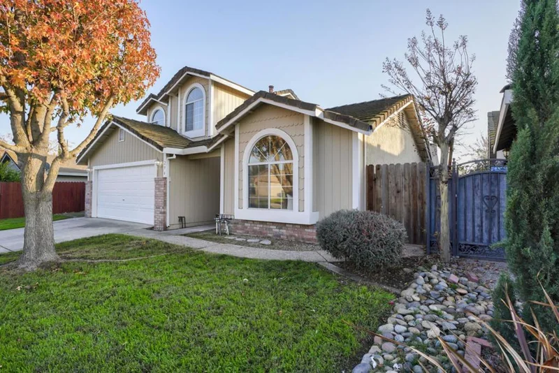 296 Patricia, Lathrop, CA 95330