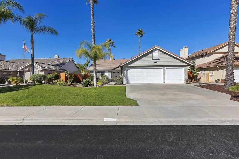 5521 Daybreak Ct, Oceanside, CA 92057