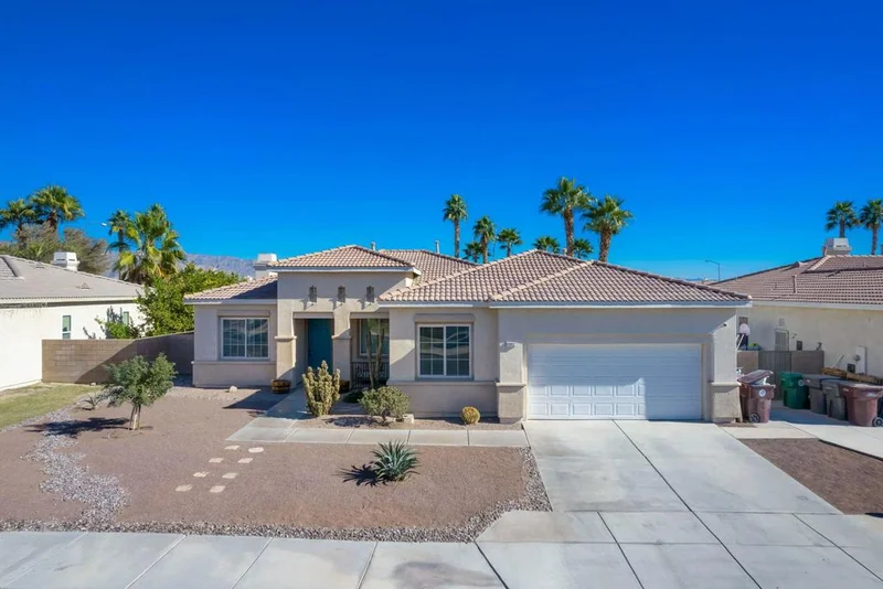 43452 Freesia, Indio, CA 92201