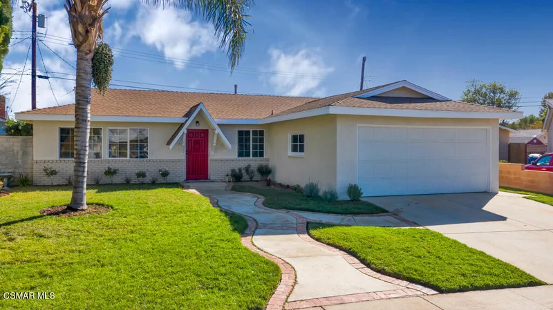 10422 Remmet, Chatsworth, CA 91311