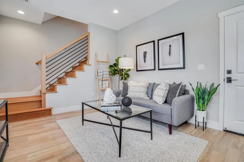 453 Harrison, Redwood City, CA 94062