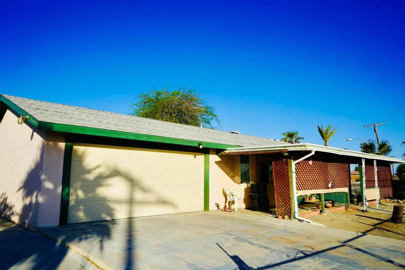 1038 Marina, Thermal, CA 92274