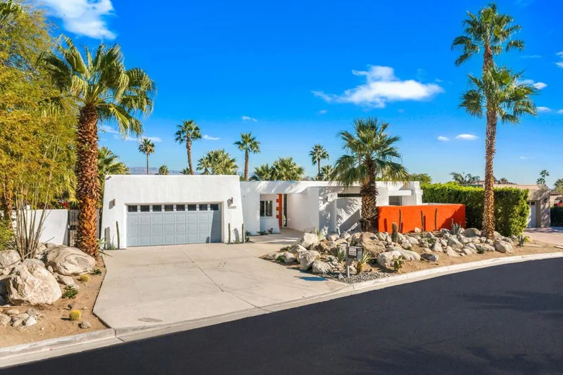 2532 Girasol, Palm Springs, CA 92262