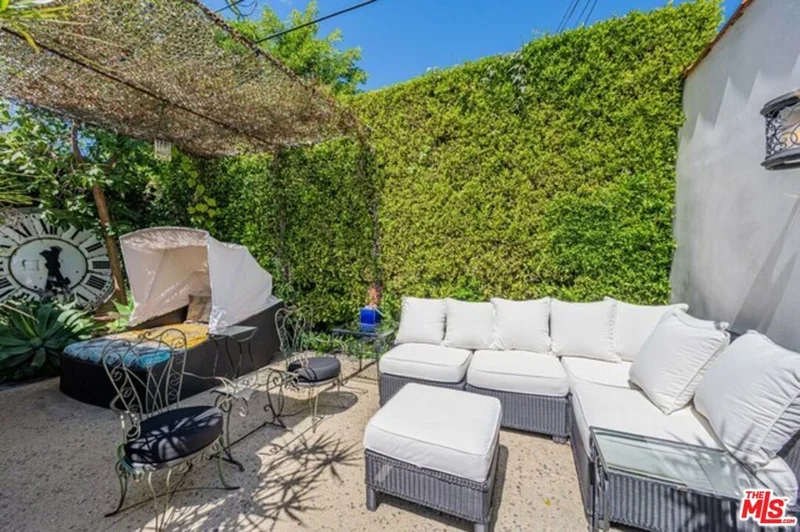 8756 Ashcroft, West Hollywood, CA 90048