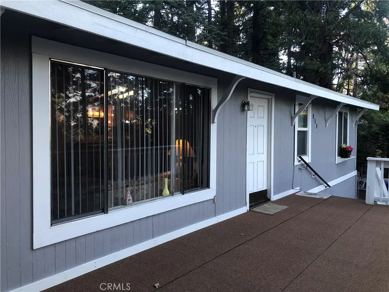 850 Glen View Ln, Twin Peaks, CA 92391